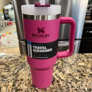 Stanley Cup limited edition 40 oz quencher in color AZALEA